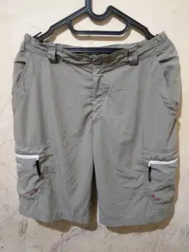 Celana berghaus cargo