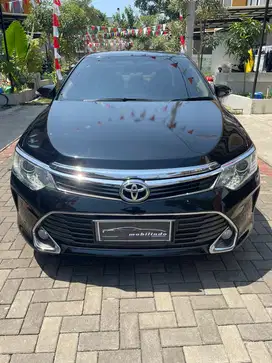 Toyota Camry V 2015 Cash