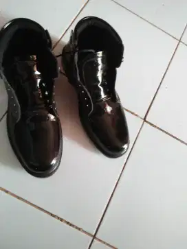 Bismillah jual sepatu