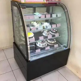 Showcase Refrigerate pajangan kulkas etalase cake kue kingcool sinmag