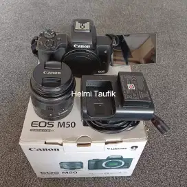 Kamera Canon M50