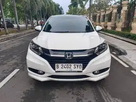 Hrv 1.8 Prestige AT 2018 Putih