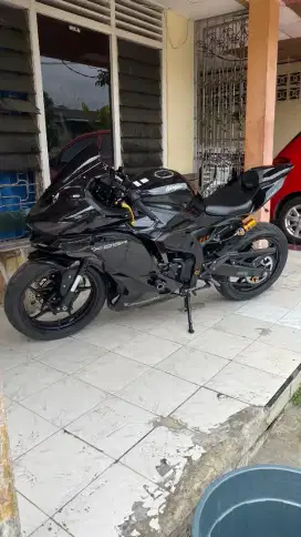 KAWASAKI NINJA ZX25R TERAWAT