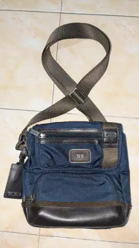 [SECOND] Tumi Men Kerby Crossbody Navy