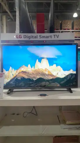 PROMO BUNGA RENDAH 1.77% LG LED SMART TV 32 LQ630BPSA 32