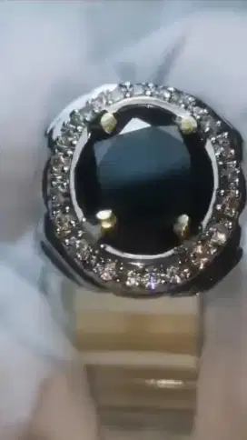 Cincin black diamond