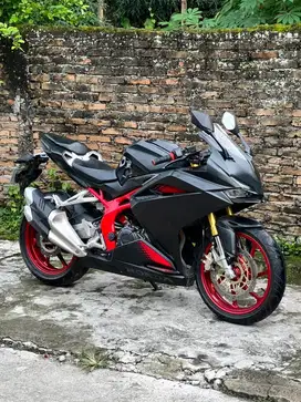 CBR 250RR Pajak panjang