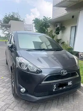 TOYOTA SIENTA V 2018