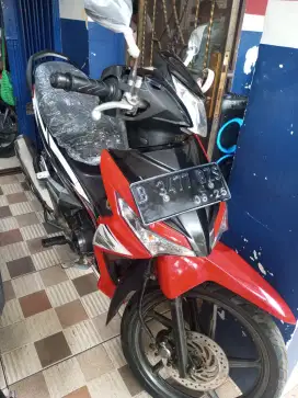 Motor bekas Honda Supra x 125 2014 siap pakai