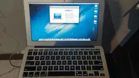 Apple Macbook Air 11 inci 4/128GB like new full ori