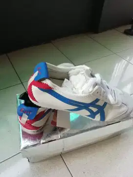 Sepatu onitsuka kulit asli canvas size 43/44