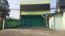 Disewakan Tempat Usaha Bangunan 3 Lantai di Pinggir Jalan Bekasi Barat