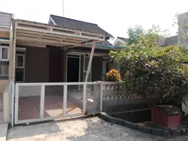 Dijual rumah minimalis moderen siap huni lt100 lb 54