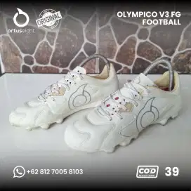 Sepatu Bola Ortuseight Olympico V3 FG - White Off