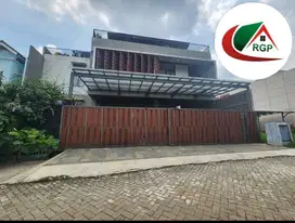 Dijual Rumah Mewah Siap Huni di Pakansari Cibinong dekat mall CCM