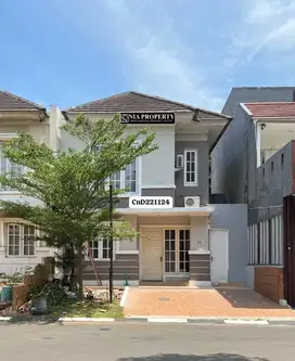 Disewakan Murah Rumah Cluster Kota Wisata Depan Taman