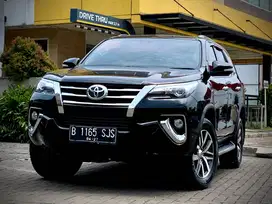 Fortuner VRZ 2.4 Diesel Matic Triptonic Tahun 2017 Warna Hitam