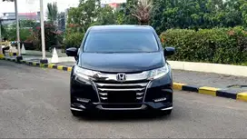 Honda Odyssey 2.4 E CVT Sunroof Camera360 AT2019 KM56Rb Service Record