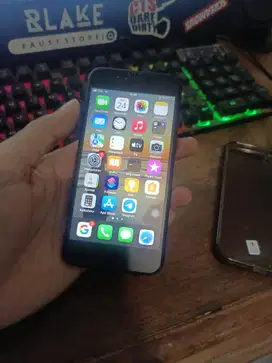 iphone 7 balckmate 128 jual cepat BU