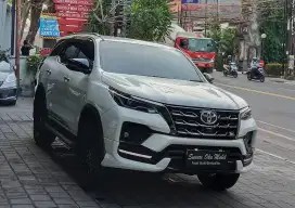 FORTUNER VRZ GR SPORT 2.8 CC ASLI BALI KM 5 RB 2023