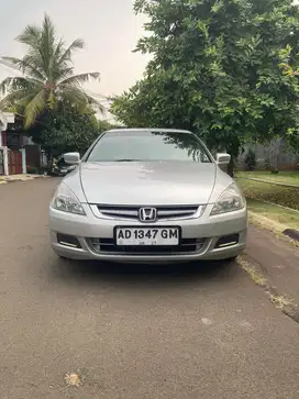 Honda Accord 2.4 VTiL 2005 AT