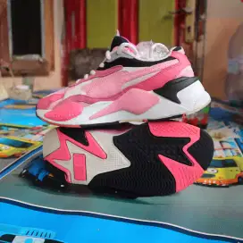 Sepatu puma running