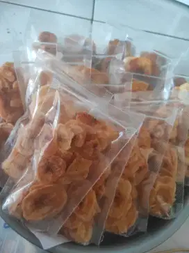 Keripik pisang asin manis