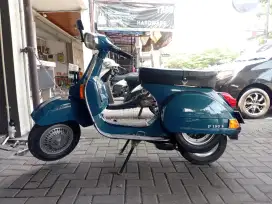 Ditawarkan Vespa P 150 S  Tahun 1984