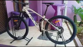 Sepeda Thrill Fervent 1.0 Not united Polygon