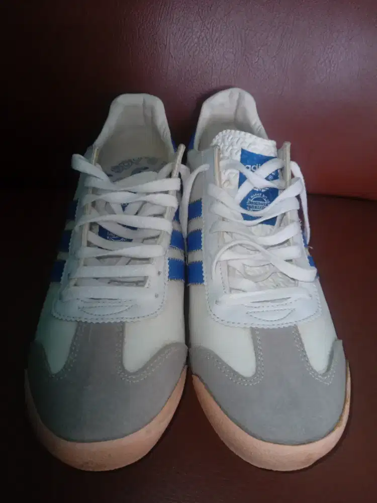 Sepatu cat pria santai