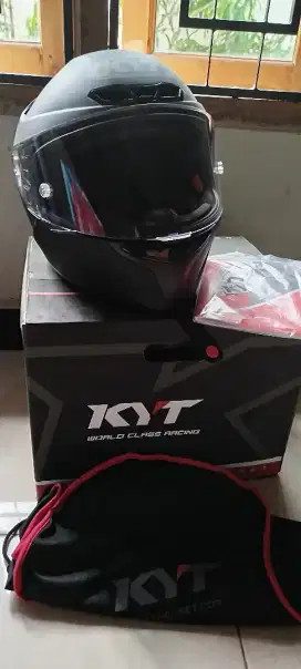 Helm KYT TTC size L