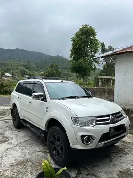 Di jual pajero sport dakar 2014