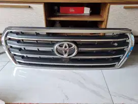 Dijual Grill Radiator Land Cruiser VX Th. 2012