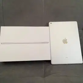 Ipad 9 64GB Wifi Only Like New