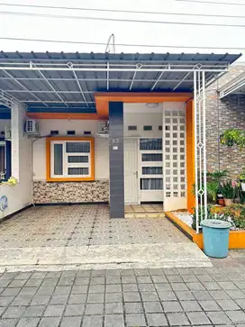 Dijual Rumah Di Dr. Ratna Dekat Stasiun LRT Cikunir 1