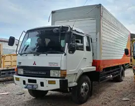 Mitsubishi fuso 220 ps tronton 4x2 bok Long sasis 6.8m tahun 2010