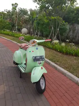 Dijual Vespa Super 1978