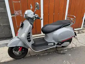 Vespa Super Iget 150 ABS 2022