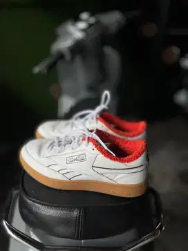 Sepatu bekas original