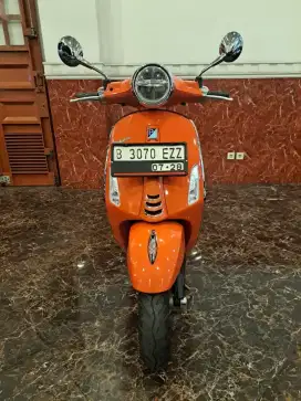 DP 2 JUTA VESPA PRIMAVERA 150 ABS 2023 KTP DAERAH BISA KREDIT