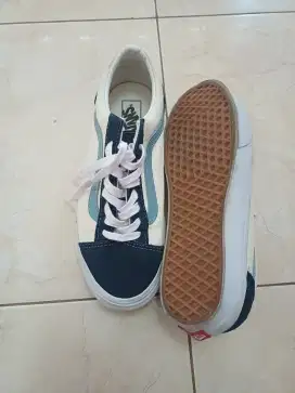 sepatu vans off the wall 100% ori