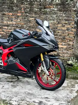 CBR 250RR Mentah