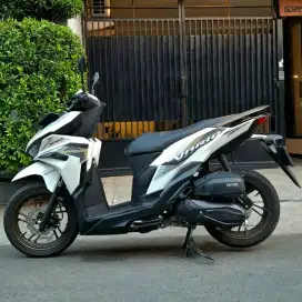 [KM RENDAH]All New Honda Vario CBS ISS KEYLESS 125 CC Tahun 2022 Putih