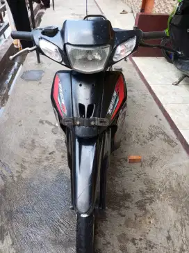 Vega r 2004 kumplit