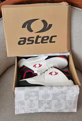 Basketball shoes Sepatu Basket Astec