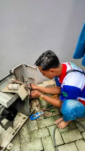 Service AC,bongkar Pasang,Cuci AC,isi freon