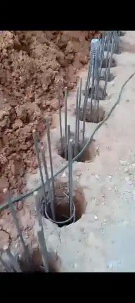 Bore pile strauss pile