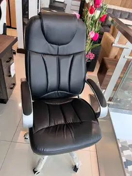 Kursi Kantor Moris Jok