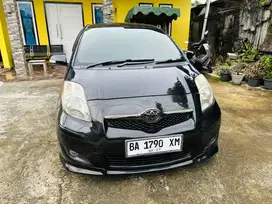 TOYOTA YARIS TIPE S MANUAL 2010