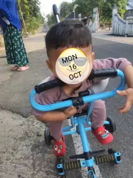 stroller anak biru muda